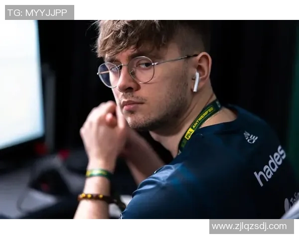 CS冬季大型锦标赛：ENCE战队hades分析比赛关键时刻